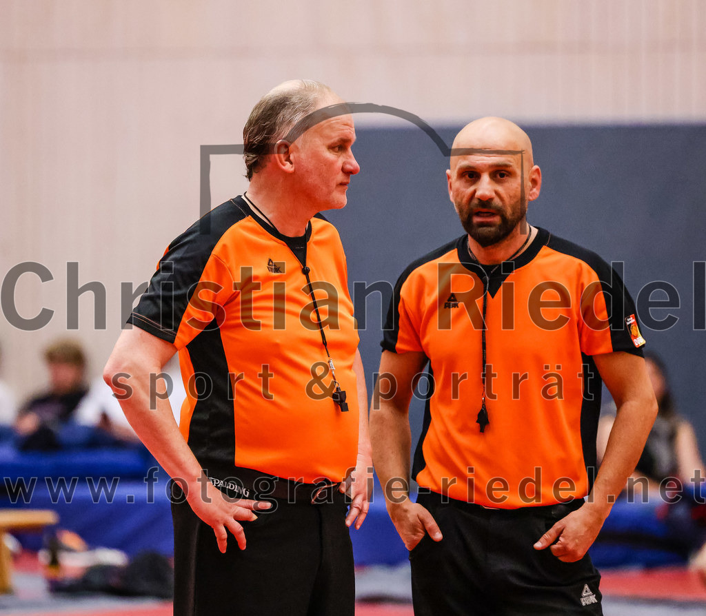 2022-05-29_040_SpVgg_Altenerding_gegen_Muenchen_Basket_2 | Erding, Deutschland, 29.05.2022:
Basketball, Bezirksliga 2021 / 2022, Herren Turnier der 2. der Aufstiegsrunden, SpVgg Altenerding gegen München Basket 2, Endergebnis: 

Foto: Christian Riedel / fotografie-riedel.net