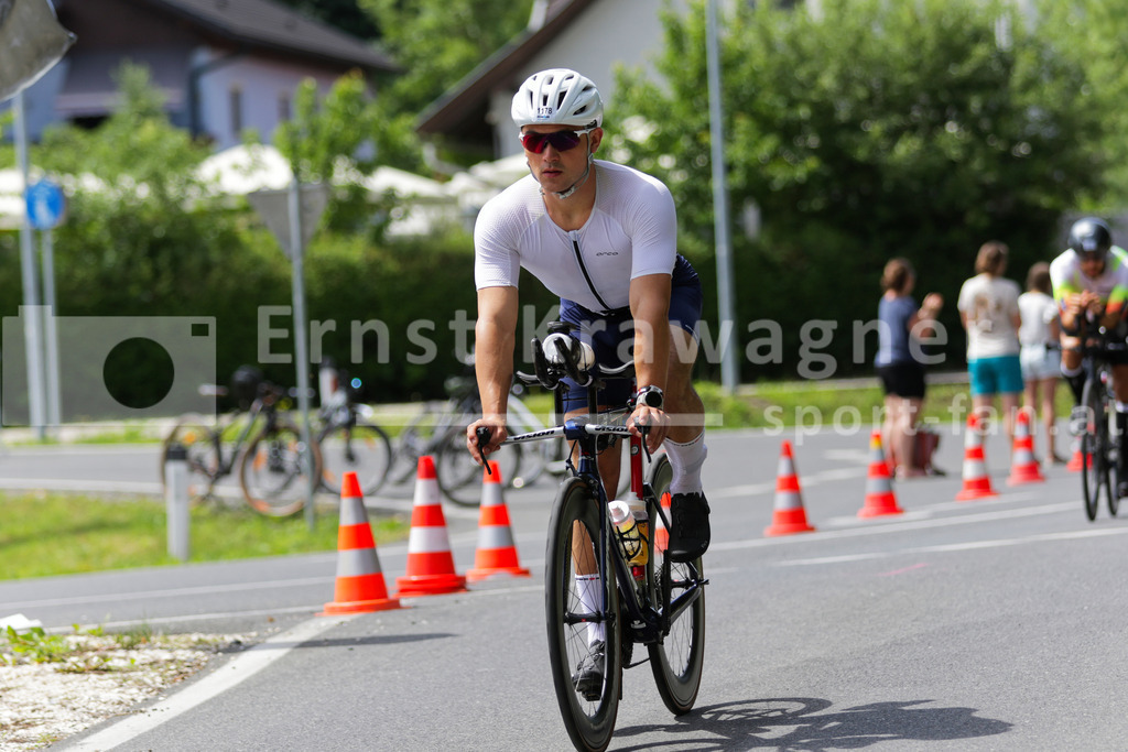 Klagenfurt 2026 | Morits Klestadt (NED) Ironman, Klagenfurt 2026,  Lambichl, Klagenfurt , Austria. Photo: Ernst Krawagner - Realisiert mit Pictrs.com