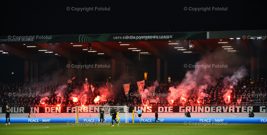 A_LUI_20220317_0022 | SPORT FUSSBALL UEFA EUROPA CONFERENCE LEAGUE LASK VS SLAVIA PRAG

IM BILD: Lask Fans (LASK)

FOTO:FOTOLUI/UW