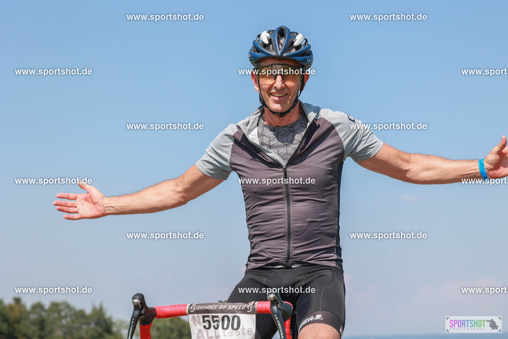 BR8A1317 | Shades of Speed                                                #sportshot_your_pictrs                                        #yourpictrs                                                          @Sportshotphotography                                   Photo Credit: www.sportshot.de