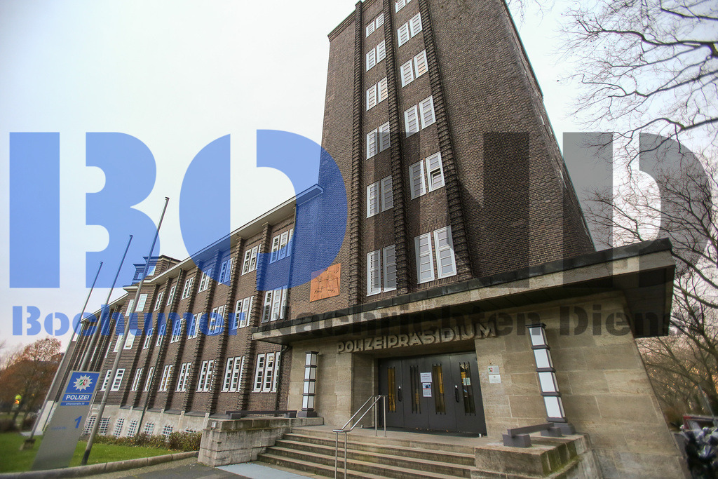  10.12.2020 - 
 | Sebastian Sendlak / Bochumer Nachrichtendienst (BOND) - Bochum Allgemein - Polizeipräsidium - Realisiert mit Pictrs.com