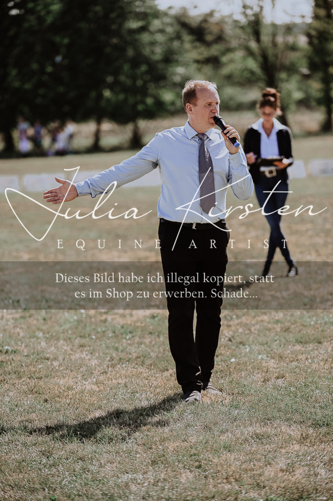 DSC_8962 | Pferde- und Turnierfotografie in Westsachsen. Pferdeportraits, Auftragszeichnungen und intuitive Kunst.
