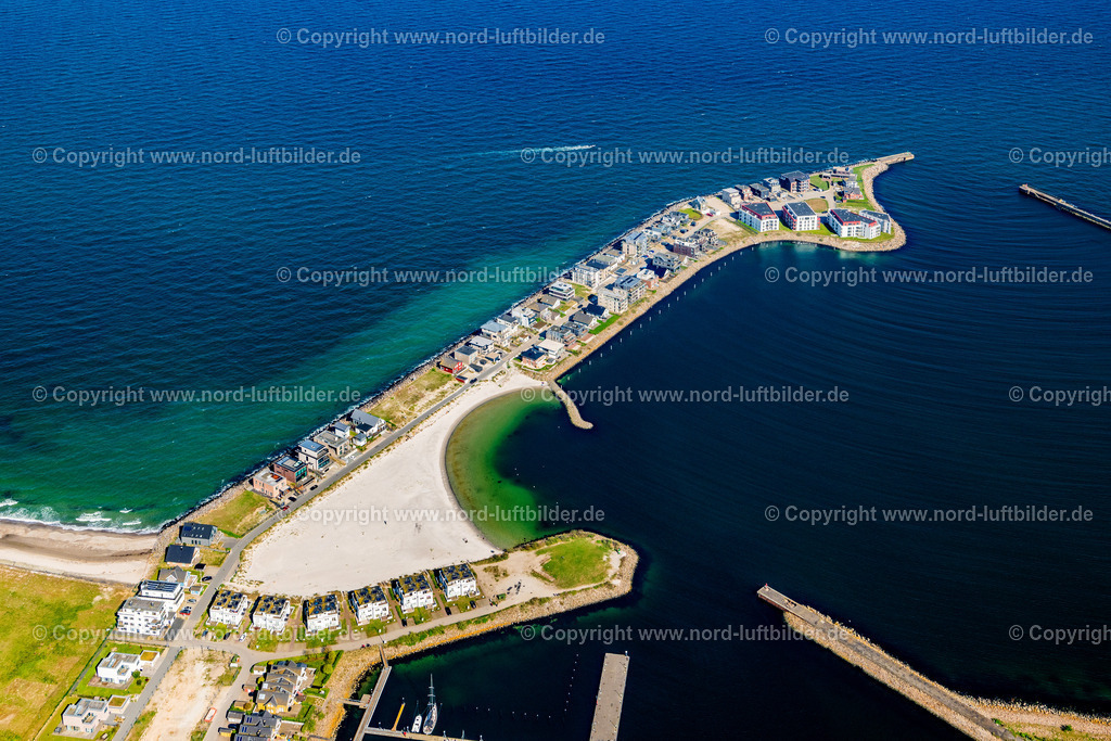 Olpenitz_Ferienanlage_Hafenmole_ELS_6509010524 | KAPPELN 01.05.2024 Ferienhaus Anlage in Olpenitz von NOVASOL AS und H&amp;P Residenz Bollwark in Kappeln im Bundesland Schleswig-Holstein. Weiterführende Informationen bei: Gerald Kretschmer,  NOVASOL A/S,  Olpenitz Grund GmbH &amp; Co. KG. // Holiday home complex in Olpenitz from NOVASOL AS and H&amp;P Residenz Bollwark in Kappeln in the state of Schleswig-Holstein. Further information at: Gerald Kretschmer,  NOVASOL A/S,  Olpenitz Grund GmbH &amp; Co. KG. Foto: Martin Elsen