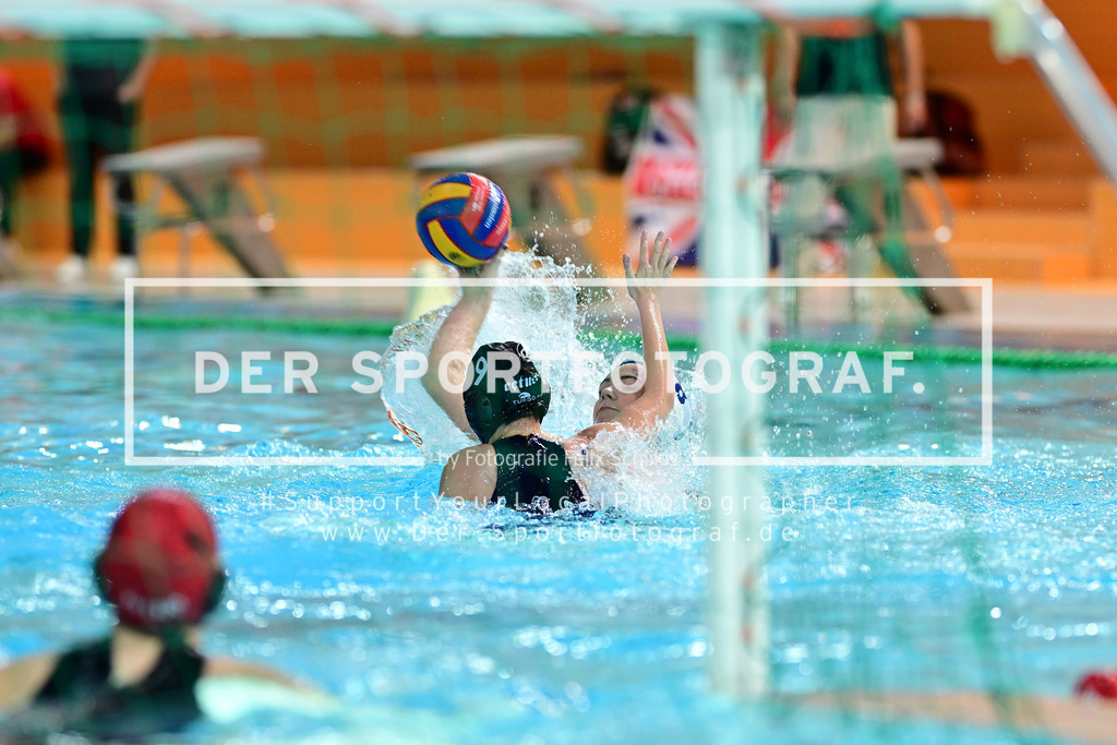 Wasserball I Frauen I Nordic League I Cheltenham SWPC - Cetus Espoo I 58878 | Der Sportfotograf. - Realisiert mit Pictrs.com