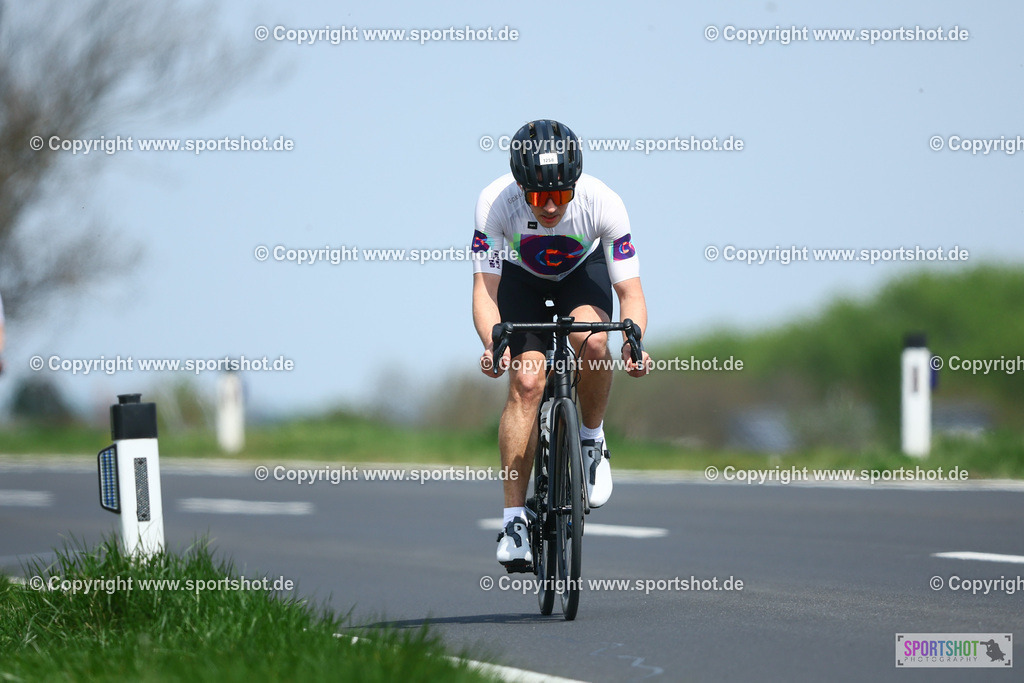 478_TRA55701 | Neusiedlersee Radmarathon 2026@sportshot_your_pictrs #yourpictures#roadtowm2029 #nrm #neusiedlerseeradmarathon #neusiedlersee #neusiedlerseetourismus #burgenland #mörbisch #nrm26 #burgenlandtourismus #voglundco #poweredbyburgenlandtourismus #radsport #rad #marathon #ucigranfondo #visitburgenland #ucigranfondoworldseries