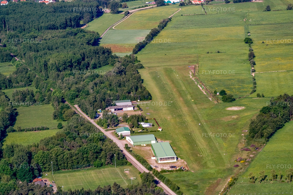 Luftbild: Flugplatz Schweighofen des FSC Südpfalz in Schweighofen im Bundesland Rheinland-Pfalz in Deutschland. Foto: IMG_10783.jpg vom 12.05.2008 durch Werner Riehm/FLY-FOTO.de