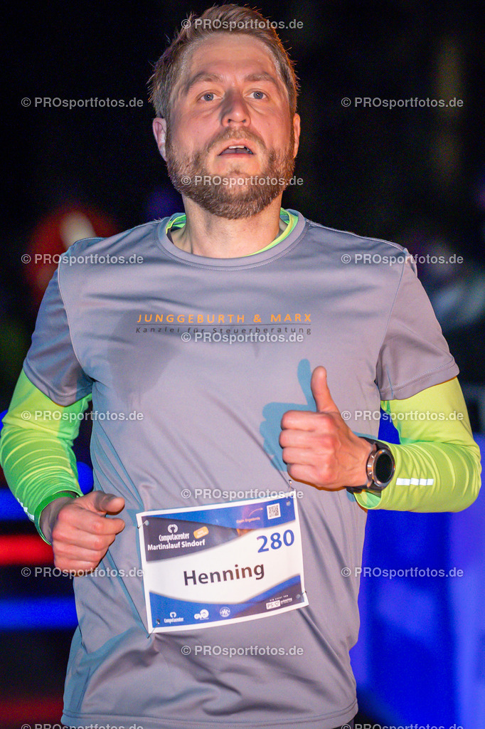 Computacenter Martinslauf Sindorf 2022 in Kerpen-Sindorf, 10.11.2022 | Impressionen vom Computacenter Martinslauf Sindorf 2022 am 10.11.2022 in Kerpen-Sindorf (Nordrhein-Westfalen).