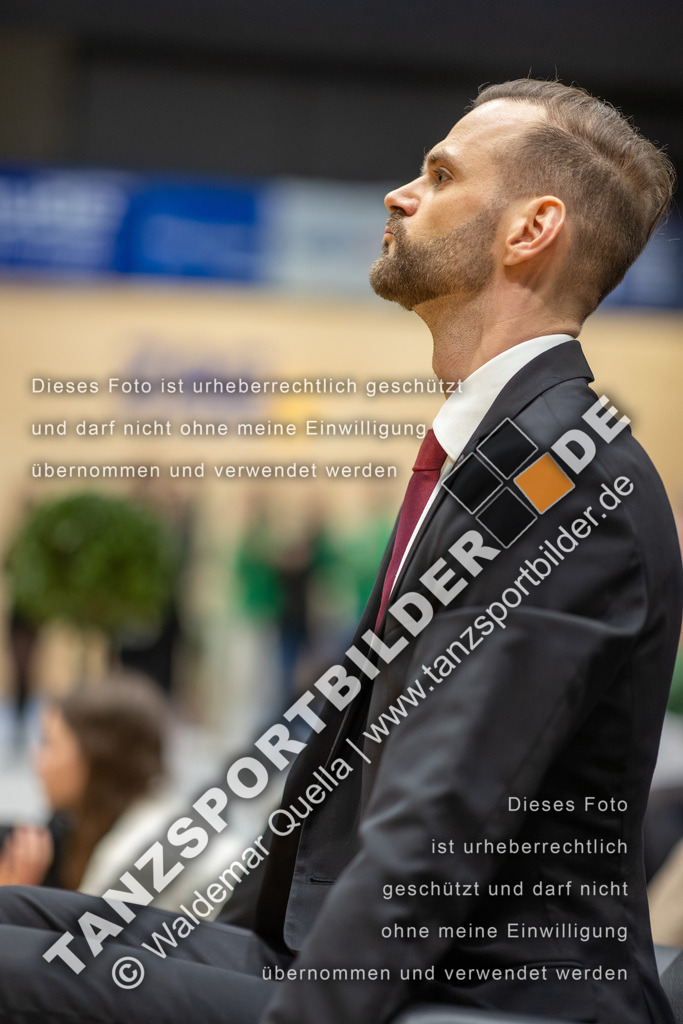 20260328-00695 | Hier finden Sie Tanz Bilder vom Latein und Standard Formationen tanzen. Sportbilder vom Tanzsport. Schöne Fotos und von Weltmeisterschaft, Europameisterschaft, Bundesliga, Regionalliga, Oberliga und Landesliga sowie von GOC Stuttgart, DanceComp, WM Bremen