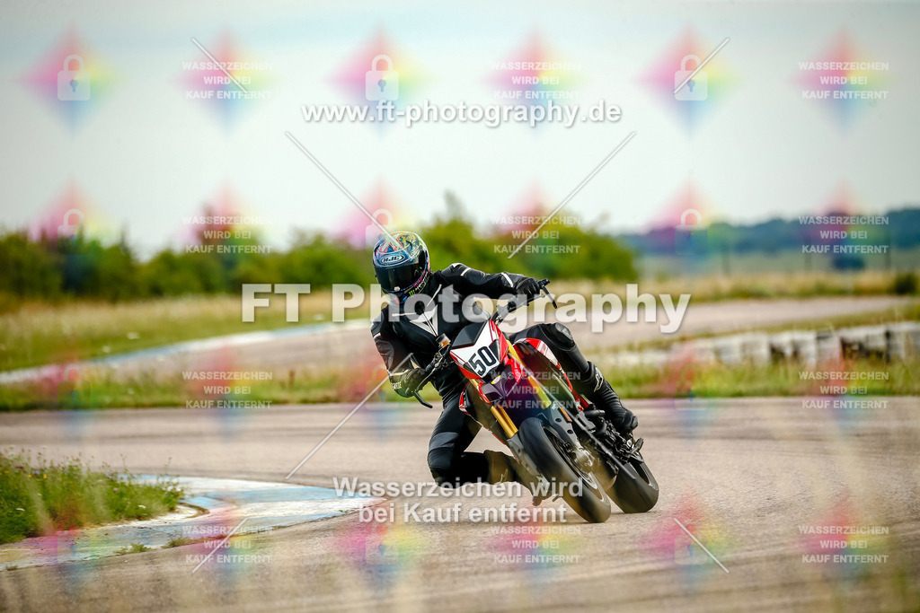 Chambley Juli-2134 | Hier findet Ihr Bilder von Touristenfahrten auf der Nürburgring Nordschleife oder von anderen Veranstaltungen die ich besucht habe. Viel Spass beim Durch Schauen 