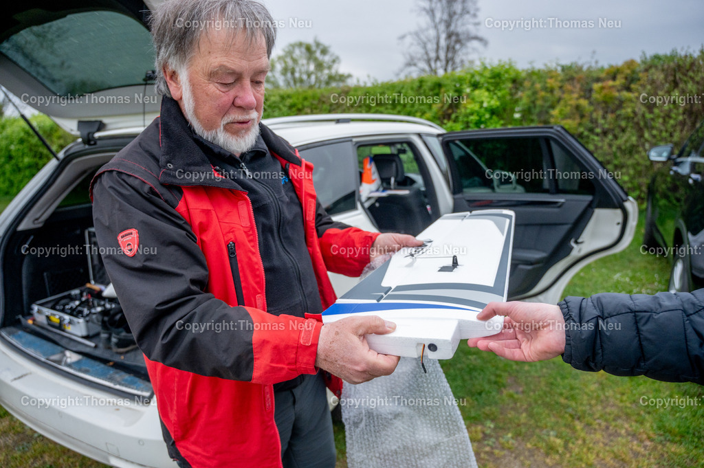 Modellflieger-Bensheim-Fotografie-Thomas-Neu-80 | bbe, Bensheim, Modellflieger Heinz Wolf ,  ,Bild: THomas Neu