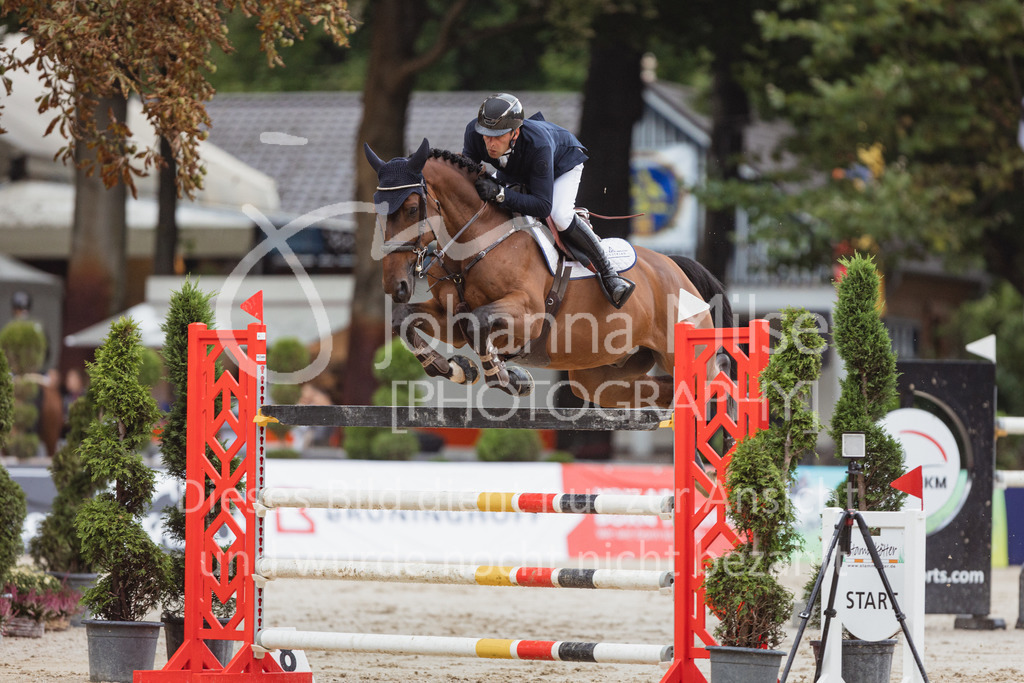 220910_OWLCh_MittlereTour-203 | Deine schönsten Turniermomente als professionelle Fotos! Entdecke hochwertige Pferdesport-Fotografie im Online-Shop. Jetzt Fotos finden & bestellen!