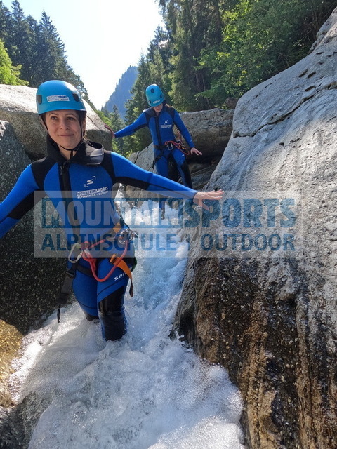 GOPR1503 | Bestelle die Bilder deines Berg- oder Wasser-Abenteuers mit Mountain Sports bequem von zu Hause aus direkt über unseren Online Fotoshop von pictrs.com. - Realisiert mit Pictrs.com