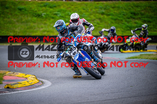 MaZZes_FotoMatrix_231001_0048 | S4