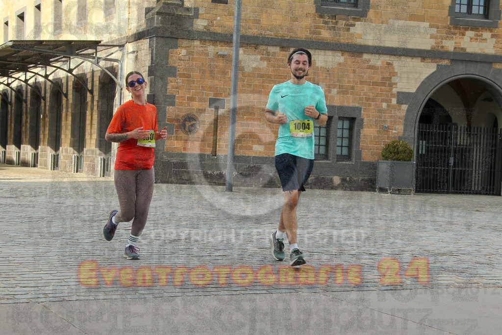 250920_1534_EV4_9182 | Sportfotografie im Rhein-Sieg Kreis, Köln, Bonn, NRW, Rheinland Pfalz, Hessen, etc. Unser Tätigkeitsfeld umfasst den Laufsport vom Volkslauf über den Marathon, Duathlon, Triathon bis zum Ultralauf wie Kölnpfad Ultra oder Schindertrail.