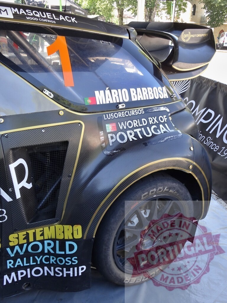 Mário Barbosa rallycross racing car World RX of Portugal | Mário Barbosa rallycross car with number 1 at the World RX championship in Portugal - Realisiert mit Pictrs.com