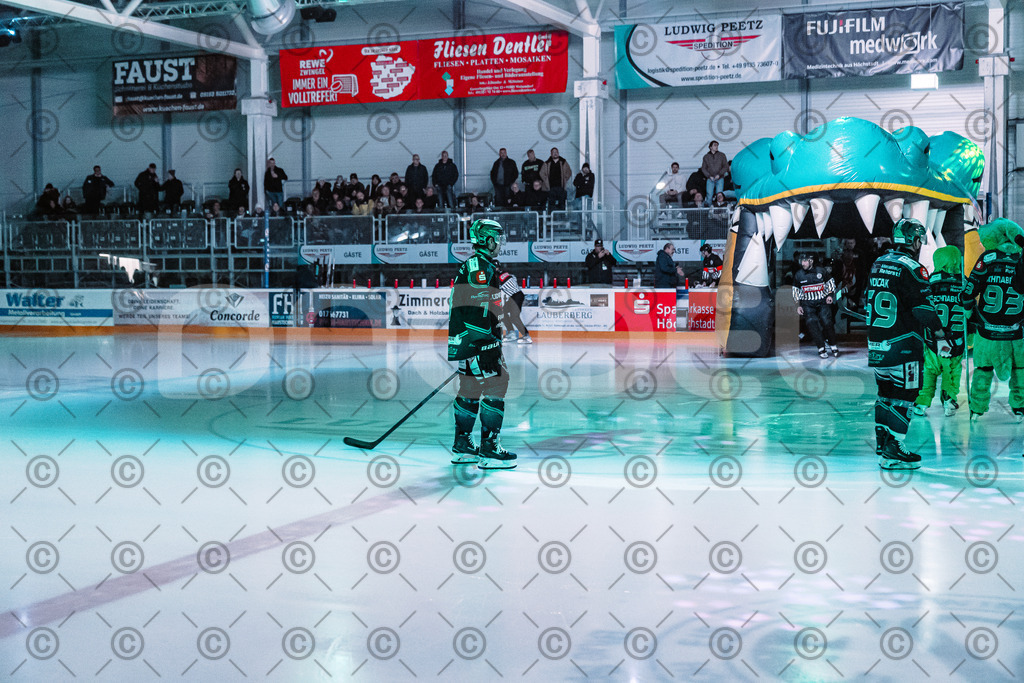 Alligators_vs_Deggendorf_30_11_2025-014 | Höchstadt Alligators Fotogalerie: Eishockey-Action aus Franken. Professionelle Spielfotos, Portraits & Stadionbilder zum Download. Jetzt entdecken! - Realisiert mit Pictrs.com