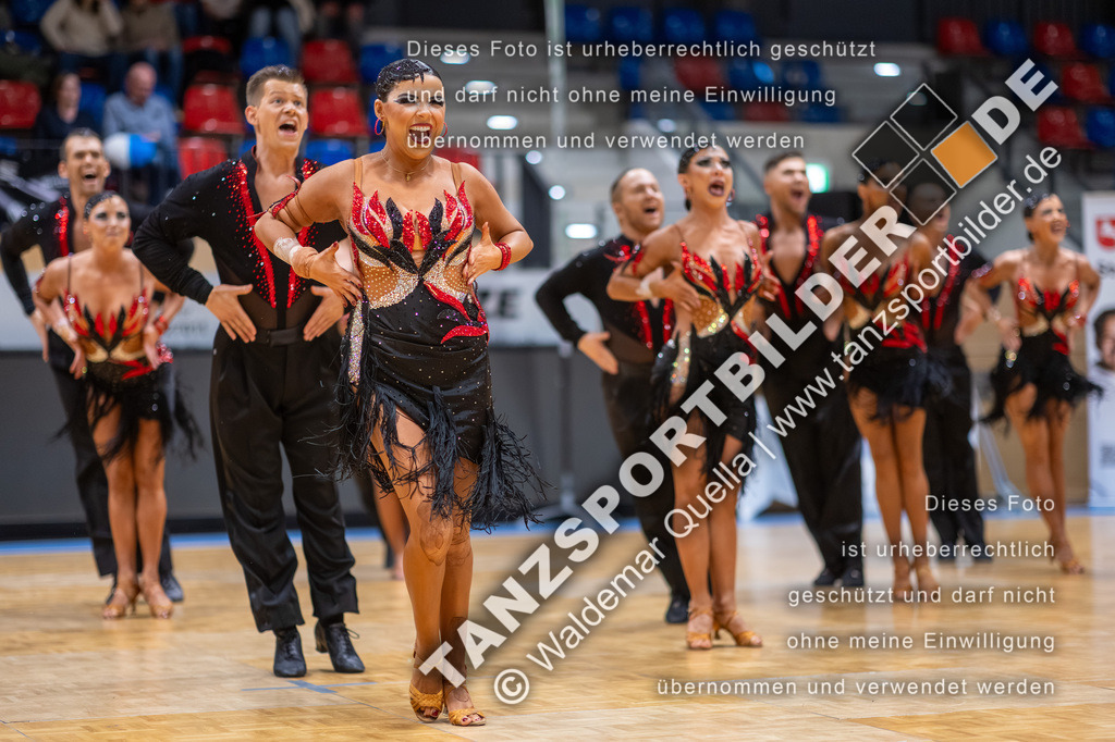 20260328-00598 | Hier finden Sie Tanz Bilder vom Latein und Standard Formationen tanzen. Sportbilder vom Tanzsport. Schöne Fotos und von Weltmeisterschaft, Europameisterschaft, Bundesliga, Regionalliga, Oberliga und Landesliga sowie von GOC Stuttgart, DanceComp, WM Bremen