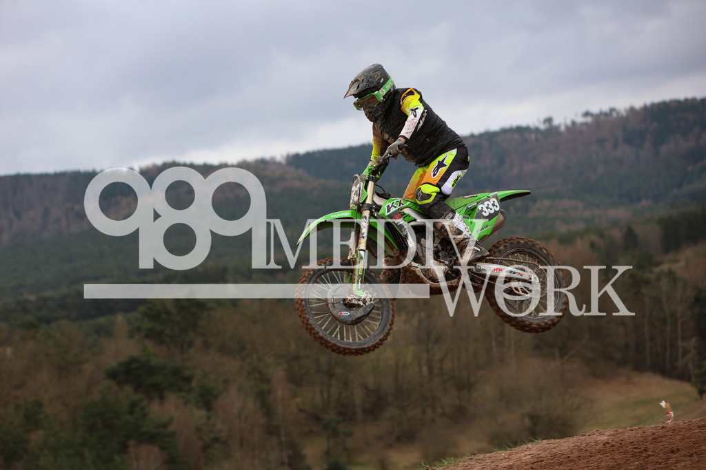 5E6A8180 | 989 MEDIAWORK