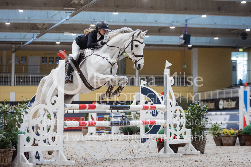 230210_Warstein_Stil-L-144 | Deine schönsten Turniermomente als professionelle Fotos! Entdecke hochwertige Pferdesport-Fotografie im Online-Shop. Jetzt Fotos finden & bestellen!