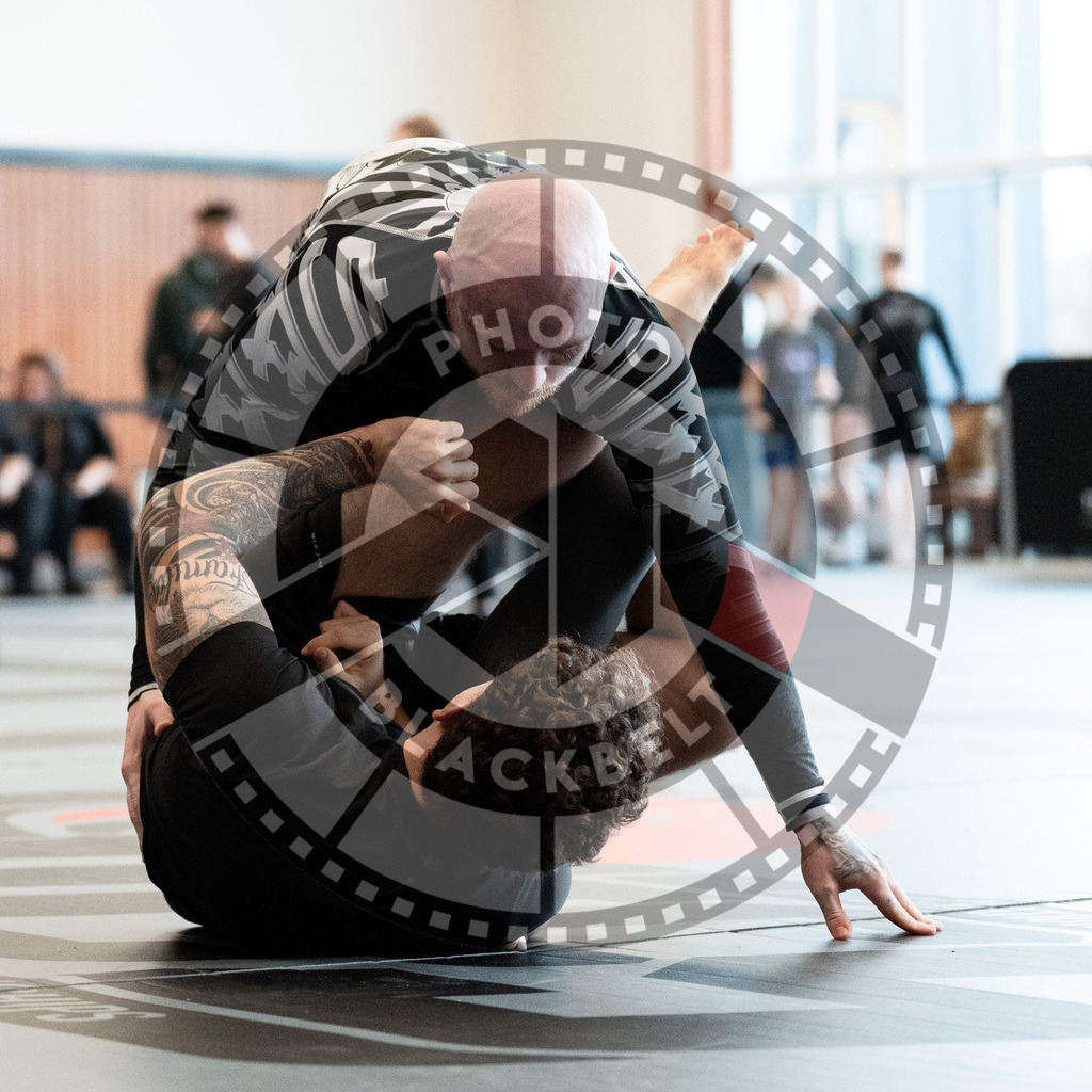 20251129PBB7935 | Fighters compete during the luta livre competition ILLCS XI winter edition on November 29, 2025 in Hannover, Germany.