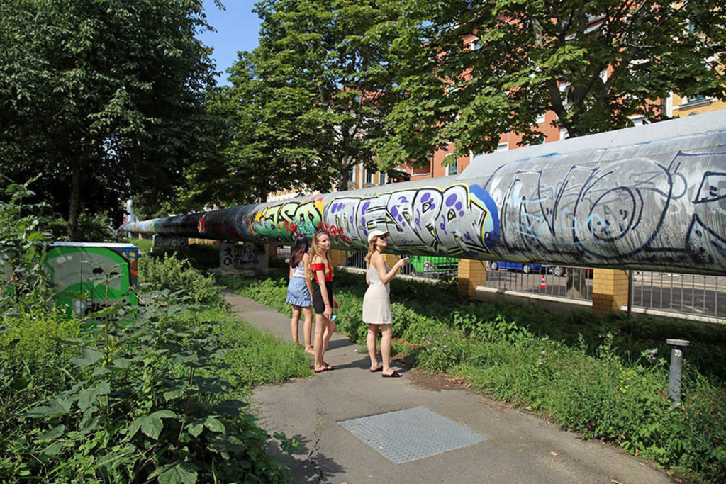Foto: Leipzig - Lene-Voigt-Park | Das Team hinter BILDLEXIKON LEIPZIG bündelt historische wie aktuelle Informationen über die Stadt Leipzig in Text und Bild auf einer Plattform und stellt diese der interessierten Öffentlichkeit zur Verfügung.
