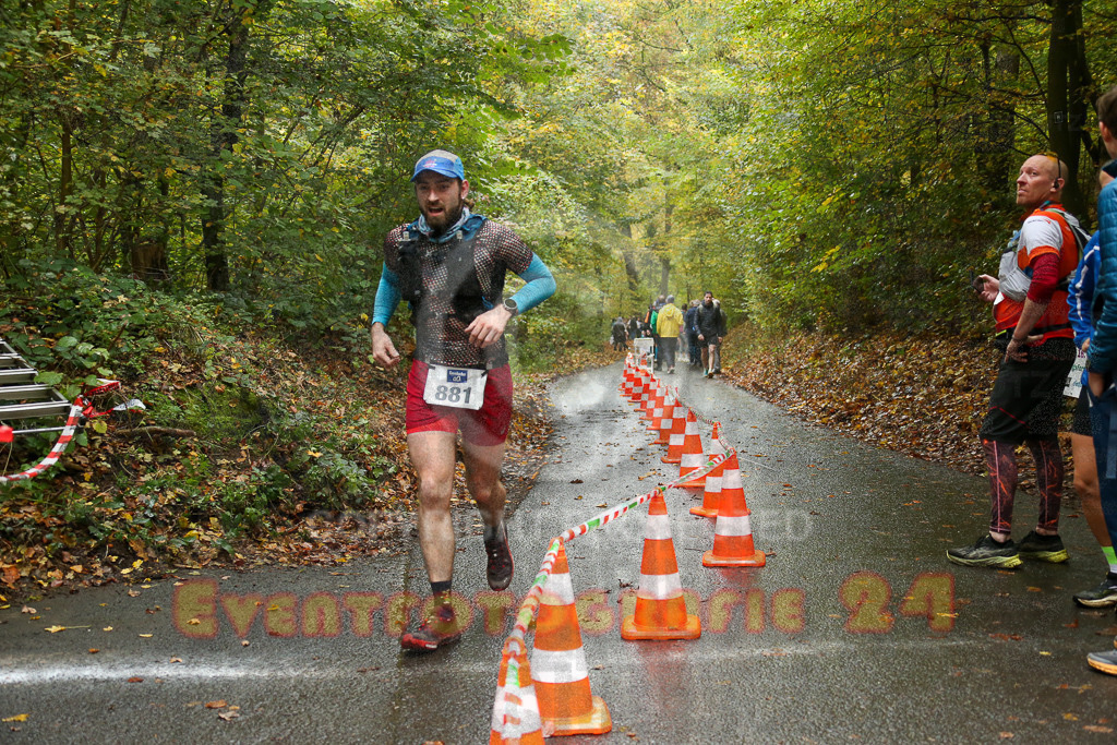 241027_1340_EX1_6680 | Sportfotografie im Rhein-Sieg Kreis, Köln, Bonn, NRW, Rheinland Pfalz, Hessen, etc. Unser Tätigkeitsfeld umfasst den Laufsport vom Volkslauf über den Marathon, Duathlon, Triathon bis zum Ultralauf wie Kölnpfad Ultra oder Schindertrail.