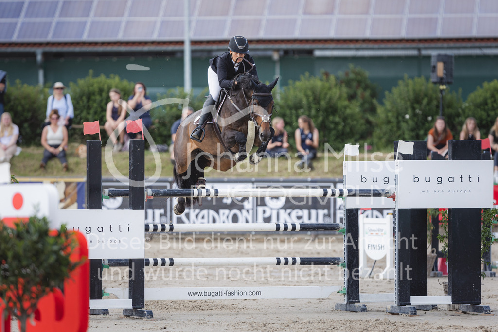 220611_LüPfSpTa_GroßerPreis-657 | Lützower Pferdesporttage
Springprfg.Kl.S m.St.**
Großer Preis
11.06.2022