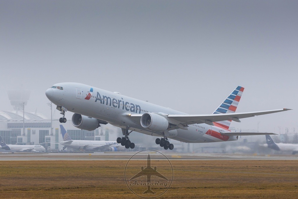 AA717-B772-N756AM-MUC-CLT-20250301-1-topaz-denoise | Browse breathtaking aviation photography and order high-quality prints from AviatoRay's gallery. Perfect for enthusiasts and collectors. - Realisiert mit Pictrs.com