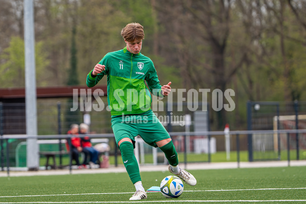 VFL Wittekind-Wildeshausen - TuS Eversten I 02454 | jns.sportfotos - Realisiert mit Pictrs.com