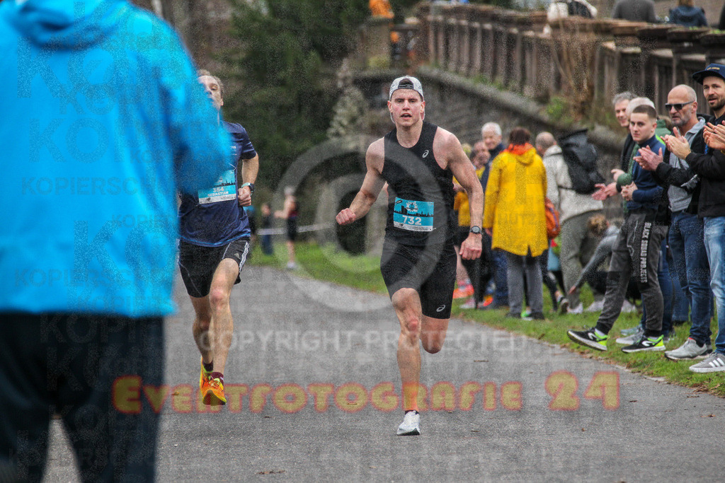 221231_1148_EV4_7642 | Sportfotografie im Rhein-Sieg Kreis, Köln, Bonn, NRW, Rheinland Pfalz, Hessen, etc. Unser Tätigkeitsfeld umfasst den Laufsport vom Volkslauf über den Marathon, Duathlon, Triathon bis zum Ultralauf wie Kölnpfad Ultra oder Schindertrail.