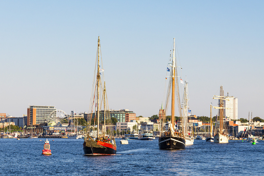 Segelschiffe auf der Warnow während der Hanse Sail in Rostock | Segelschiffe auf der Warnow während der Hanse Sail in Rostock.
