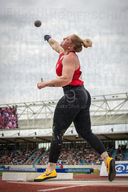 Golden Oval; Dresden, 31.05.2026 | DRESDEN , GERMANY - MAY 31:  Alina Kenzel (GER / Germany) competes in the women’s shot put during the Golden Oval Continental Tour Silver meeting on May 31, 2026 at Heinz-Steyer-Stadion in Dresden, Saxony, Germany.