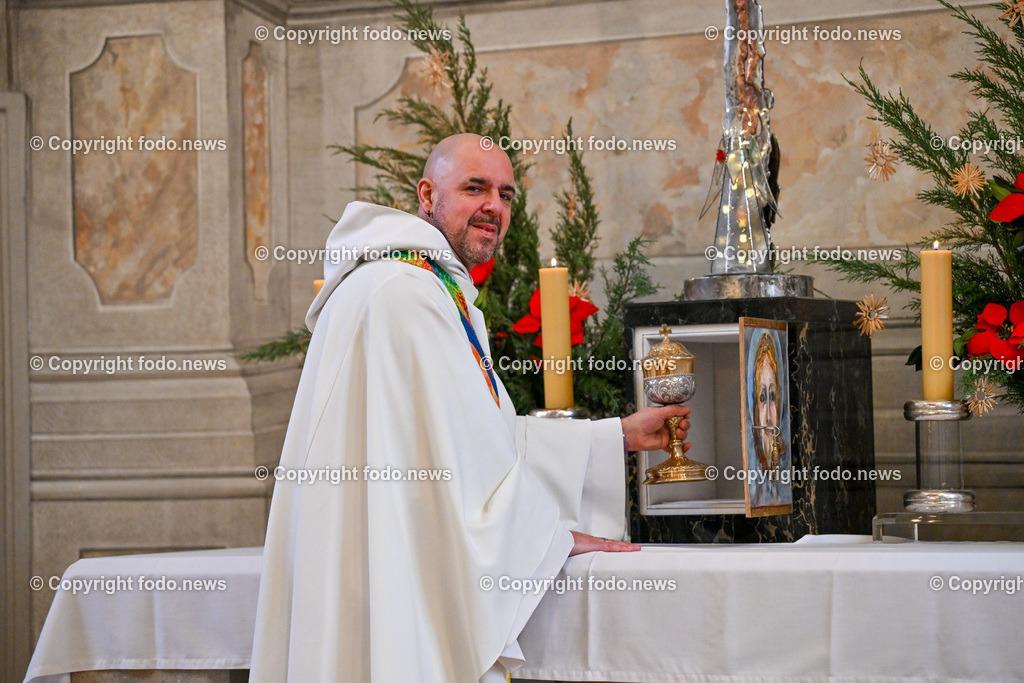 Pfarrer Samuel Ebner_ Altkatholische Kirchengemeinde Linz_ 03.01.2024-2 | 03.01.2024, Linz, AUT, Altkatholische Kirchengemeinde Linz im Bild Pfarrer Samuel Ebner (Altkatholische Kirchengemeinde Linz)