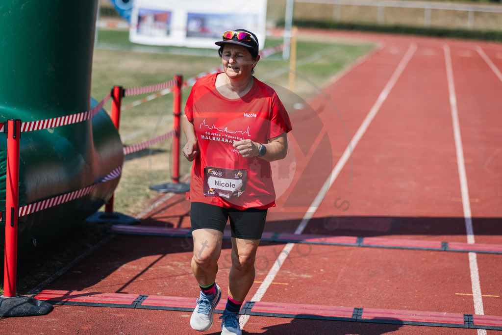 2026-07-26 Halbmarathon Moenchsdeggingen - 00893 | bastis.photos - Realisiert mit Pictrs.com