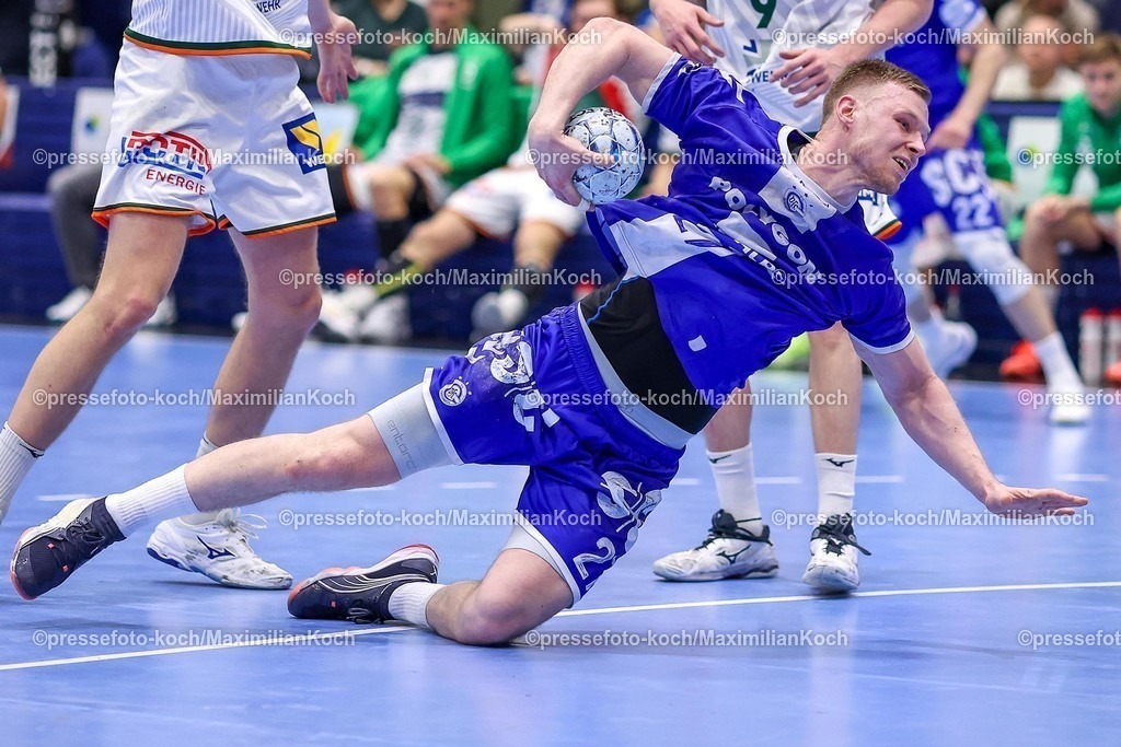Gum27032501065 | 27.03.2025, Handball, HBL, VfL Gummersbach - HSG Wetzlar, Schwalbe-Arena: Kristjan Horzen (GUM #27) 