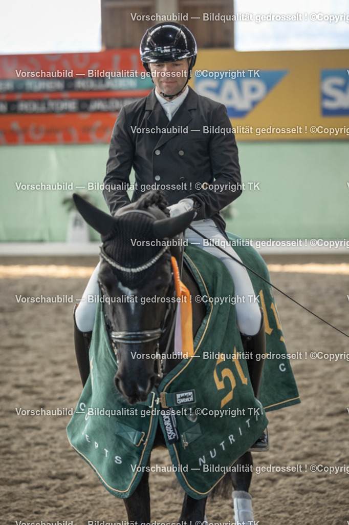 _D5A8110 | Emotionale Pferde- & People-Fotografie rund um Heidelberg, Leimen & Umgebung. Natürliche Fotos von Pferd, Mensch & Familie. Jetzt Termin sichern!