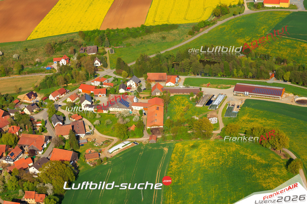 Die Luftaufnahme der Stadt Küps wurde vom UL-Flugzeug heraus erstellt ( keine Drohne )- hohe Auflösung für beste Qualität