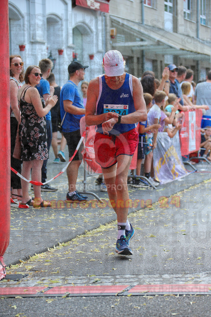 220625_1653_EX1_5308 | Sportfotografie im Rhein-Sieg Kreis, Köln, Bonn, NRW, Rheinland Pfalz, Hessen, etc. Unser Tätigkeitsfeld umfasst den Laufsport vom Volkslauf über den Marathon, Duathlon, Triathon bis zum Ultralauf wie Kölnpfad Ultra oder Schindertrail.
