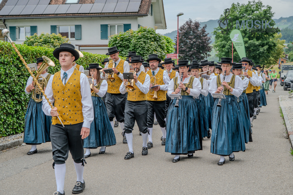 DSC_5744 | "Fussifoto.com – Ihr Ansprechpartner für hochwertige Fotografie! Entdecken Sie kreative Bilder und professionelle Dienstleistungen. Kontaktieren Sie uns für Ihre Projekte!"