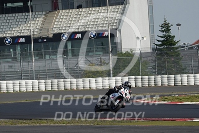 2023_09_12_PBK_24071 | Sportfotografie; SlowMotion; Video; Rennstrecke; Hafeneger; Speer; Racing; RSE; BMW; CBO; Trackday; Motorsportarena; Hockenheimring; Brno; Most; Barcelona; Valencia