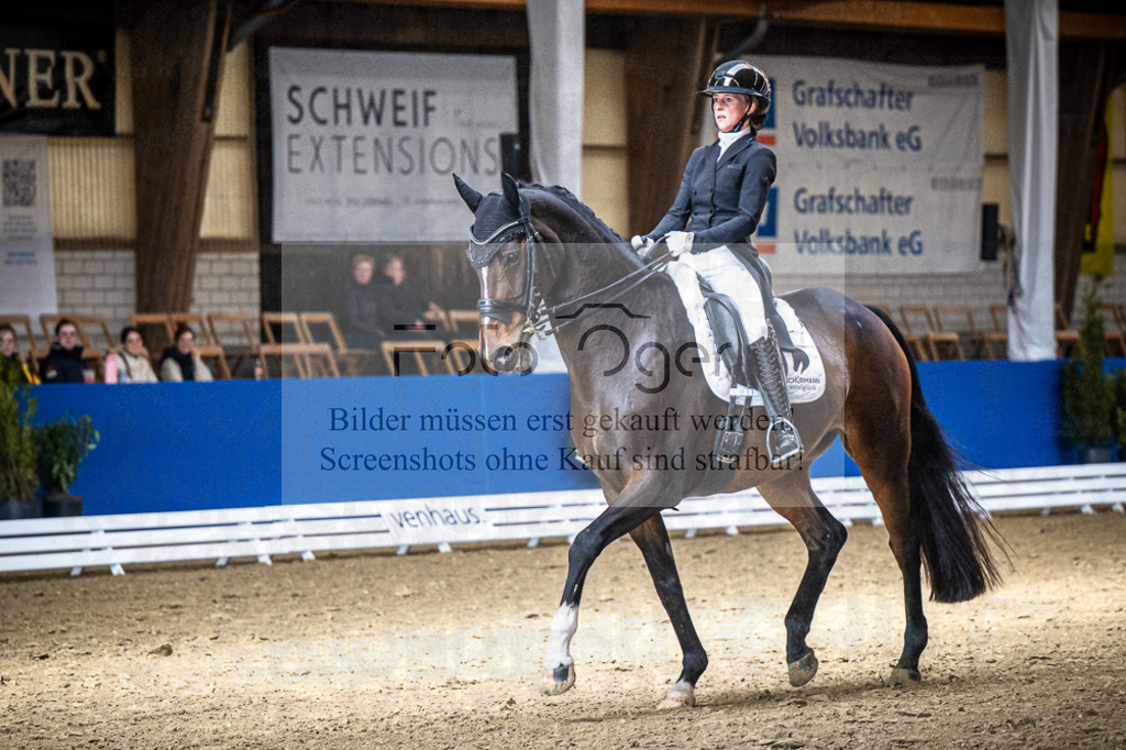 DOS_1546 | Entdecke hochwertige Reitturnierfotos von Foto Oger. Professionell, emotional und authentisch – jetzt Lieblingsmomente im Shop bestellen.Deutschlandweite Turnierfotografie. - Realisiert mit Pictrs.com