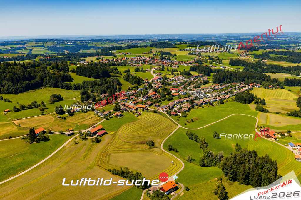 Irsengrund Oberreute Bild- Das Luftbild wurde 2025 vom UL-Flugzeug heraus erstellt ( keine Drohne ) - Hochauflösende Luftaufnahme -Nicht vergleichbar mit Google Maps oder Satelittenbilder- Die Geschenkidee !Mit Lizenz und Bildrechte bestellbar