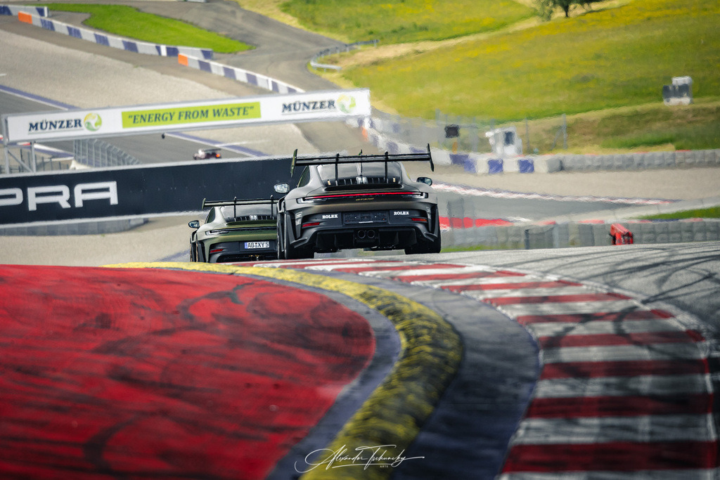 R6PZ2530 _Alexander Tschuncky | Entdecken Sie die faszinierende Welt von Alexander Tschuncky Arts: Kreative Fotografie, atemberaubende Automobilkunst und hochwertiger Bilderdruck. Lassen Sie sich inspirieren! - Realisiert mit Pictrs.com