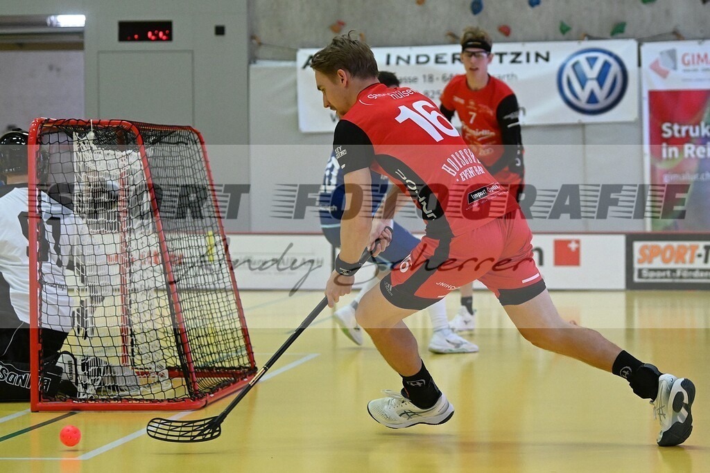aaaDSC_5750 | Kaufen Sie Sportbilder im Onlineshop von Andy Scherrer Sportfotografie. Faszinierende Bilder von Sportevents aus der ganzen Schweiz. Fussball, Frauenfussball, Unihockey, Handball, Schwingen und weiteren Sportarten. - Realisiert mit Pictrs.com