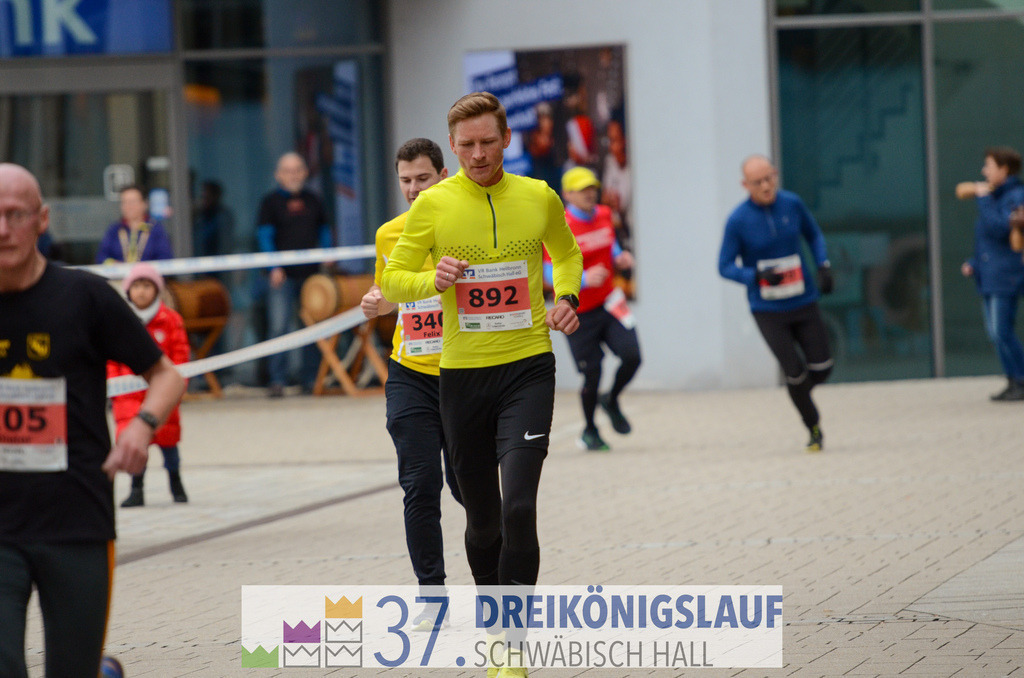 VR Bank Hauptlauf 10000m | 3 Koenigslauf 2023 - Realisiert mit Pictrs.com