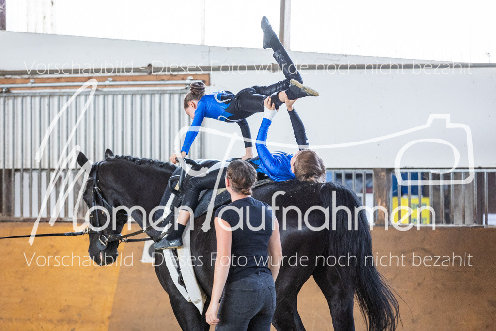 SS-Maxi-093 | MomenTaufnahmen Pferdesportfotos