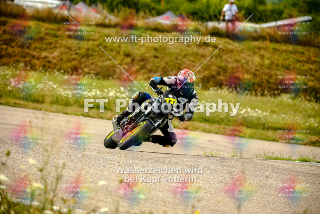 Chambley Juli-0604 | Hier findet Ihr Bilder von Touristenfahrten auf der Nürburgring Nordschleife oder von anderen Veranstaltungen die ich besucht habe. Viel Spass beim Durch Schauen 