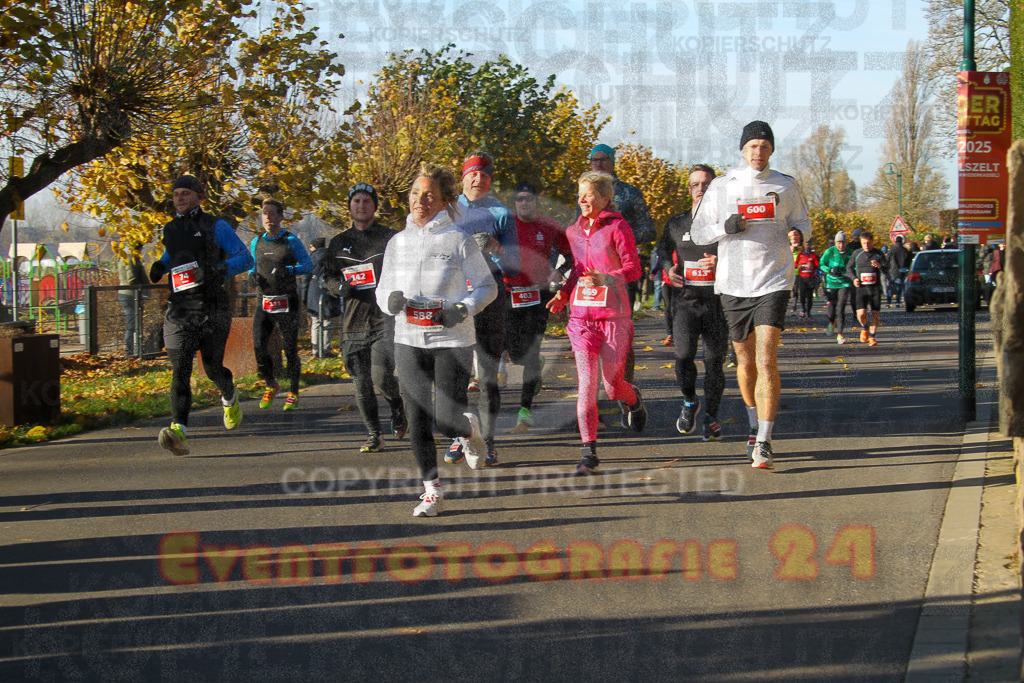 241201_1144_EV4_1569 | Sportfotografie im Rhein-Sieg Kreis, Köln, Bonn, NRW, Rheinland Pfalz, Hessen, etc. Unser Tätigkeitsfeld umfasst den Laufsport vom Volkslauf über den Marathon, Duathlon, Triathon bis zum Ultralauf wie Kölnpfad Ultra oder Schindertrail.