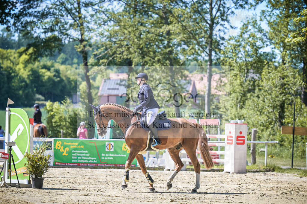 DOS_1130 | Entdecke hochwertige Reitturnierfotos von Foto Oger. Professionell, emotional und authentisch – jetzt Lieblingsmomente im Shop bestellen.Deutschlandweite Turnierfotografie. - Realisiert mit Pictrs.com