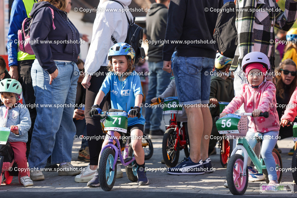 083_VJ__4370 | Neusiedlersee Radmarathon 2026@sportshot_your_pictrs #yourpictures#roadtowm2029 #nrm #neusiedlerseeradmarathon #neusiedlersee #neusiedlerseetourismus #burgenland #mörbisch #nrm26 #burgenlandtourismus #voglundco #poweredbyburgenlandtourismus #radsport #rad #marathon #ucigranfondo #visitburgenland #ucigranfondoworldseries